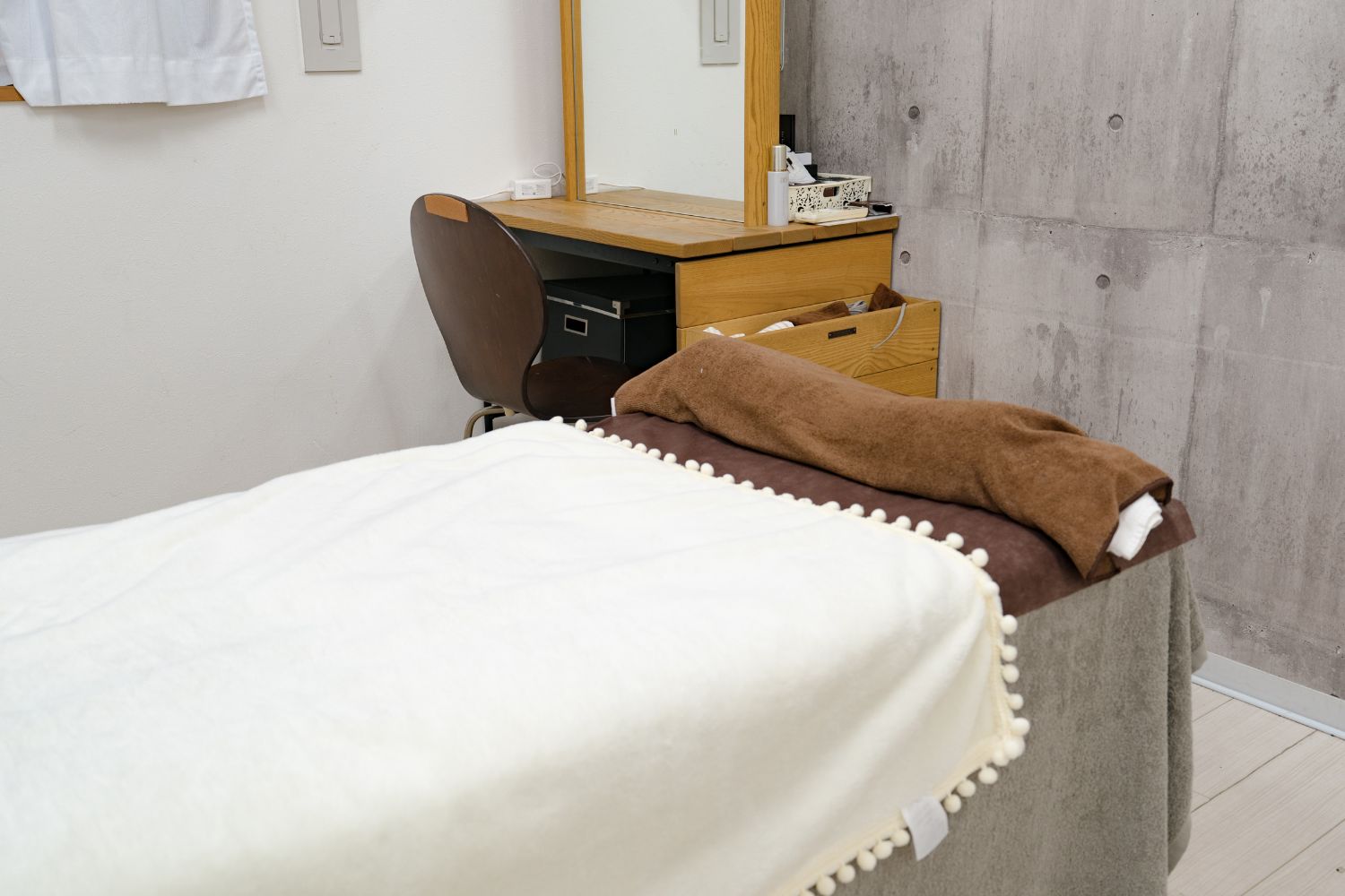 mona モナ マツエク まつエク まつ毛エクステ まつげエクステ まつ毛パーマ まつげパーマ アイラッシュ アイブロウ 錦糸町